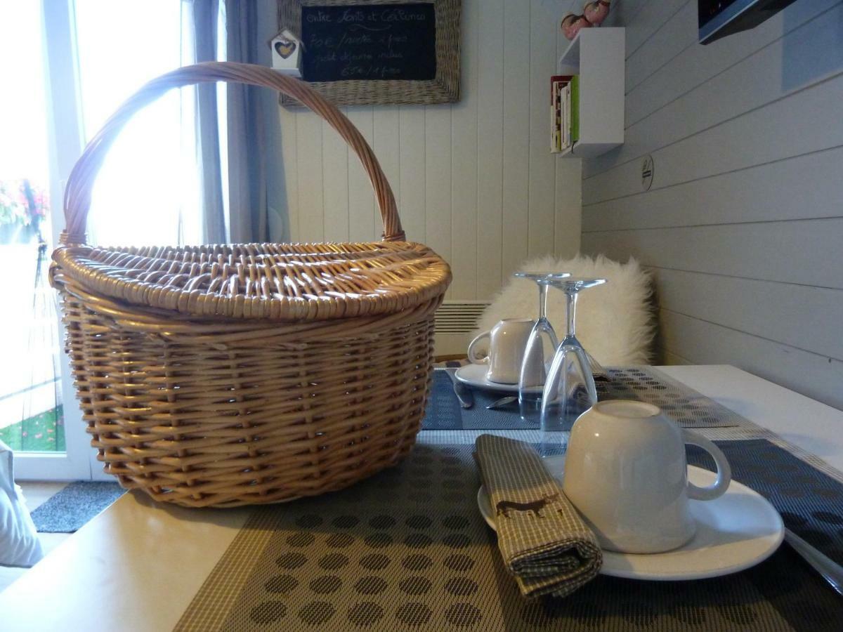 Entre Monts Et Collines B&B Et Spa En Option Exterior photo